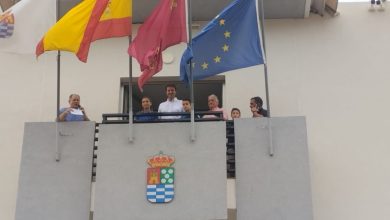 Cobatazo primero Balcon Ayuntamiento Portada