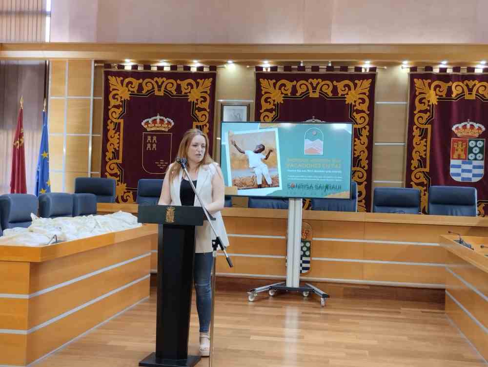 juana abenza presidenta sonrisas saharauis recepcion niños