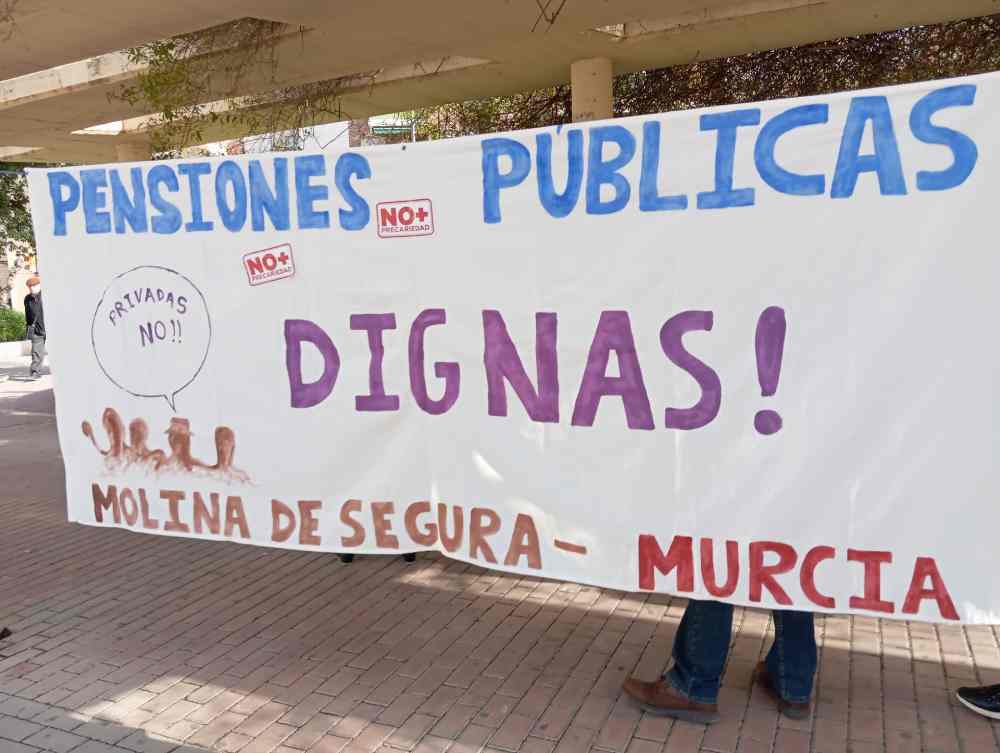 cartel de pensiones dignas portada plataforma pensionistas