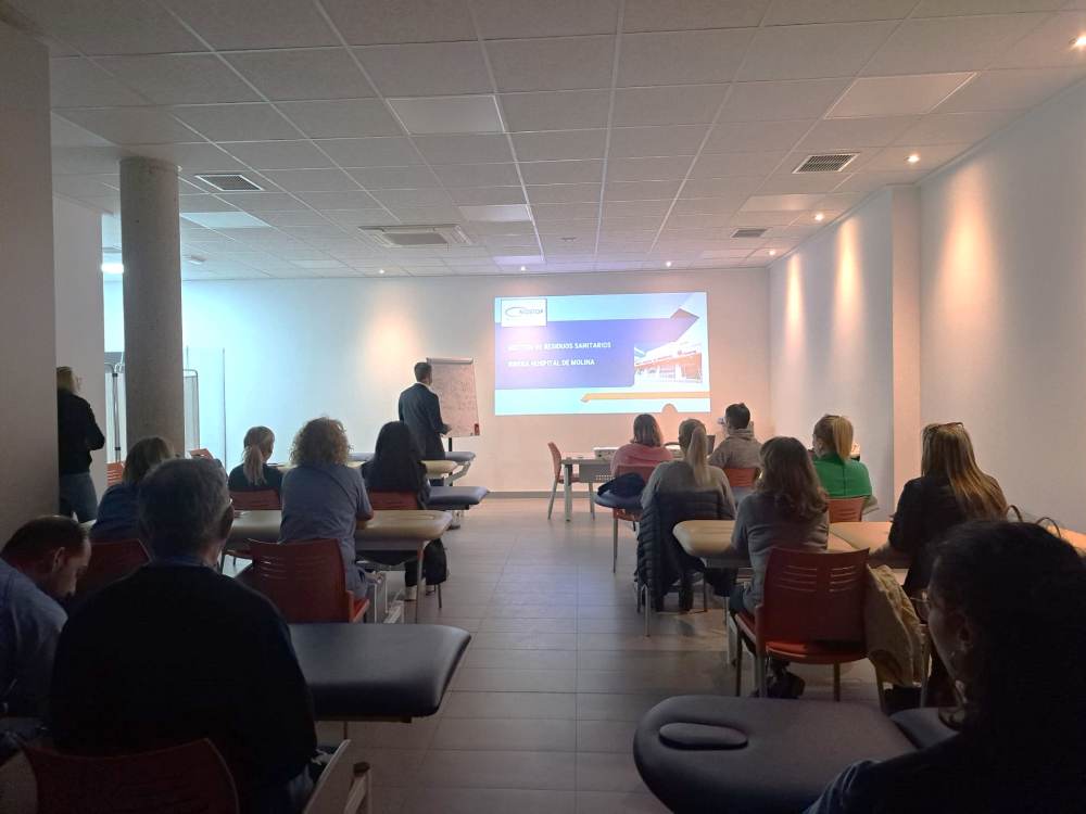 Formación clasificación de residuos hospitalarios Ribera Hospital de Molina