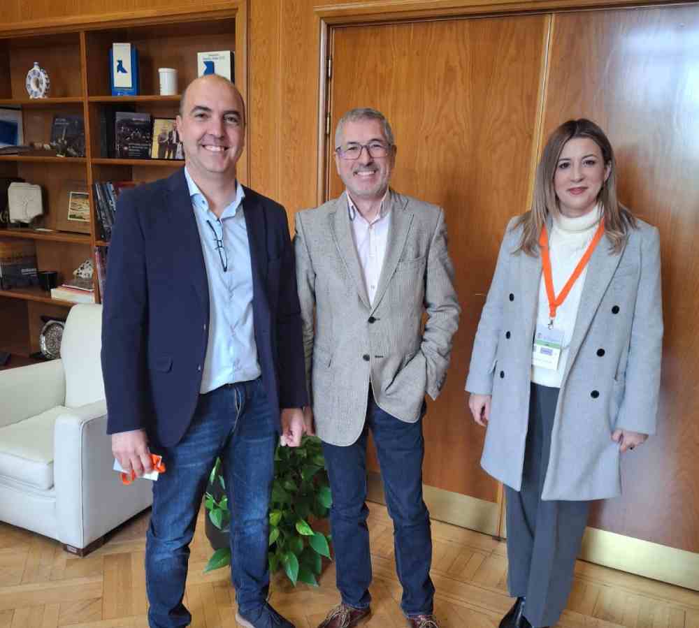 Eliseo García-Hugo Morán-Isabel Gadea(1)