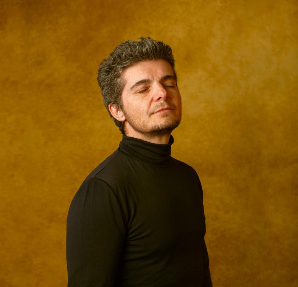 Foto exposición Carlos Escolástico