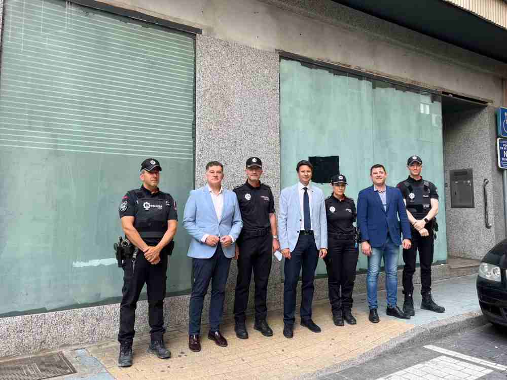 Policía Local-Molina-Comisaría Distrito Centro-Visita a local destinado a comisaría-Foto2(1)