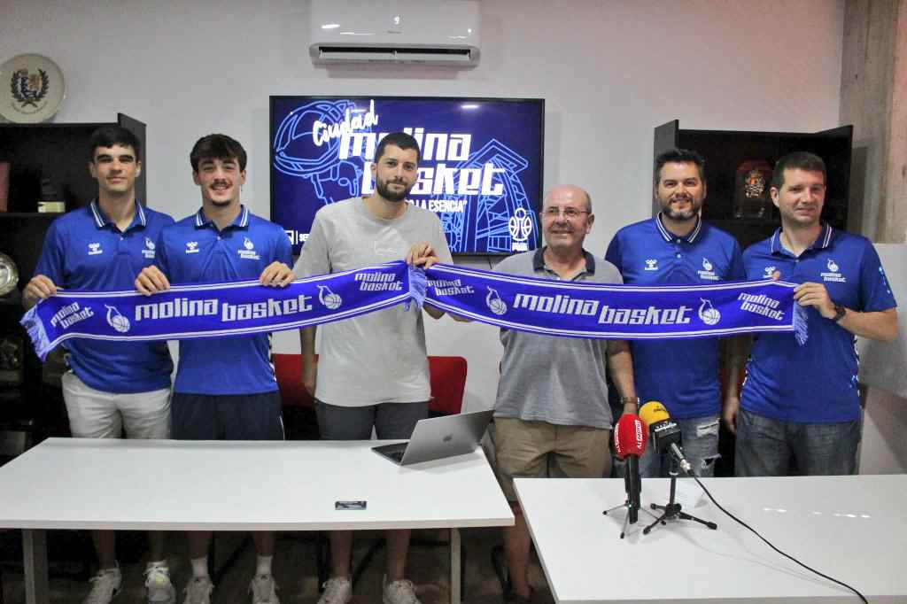 Ciudad Molina Basket presentacion abonos(1)