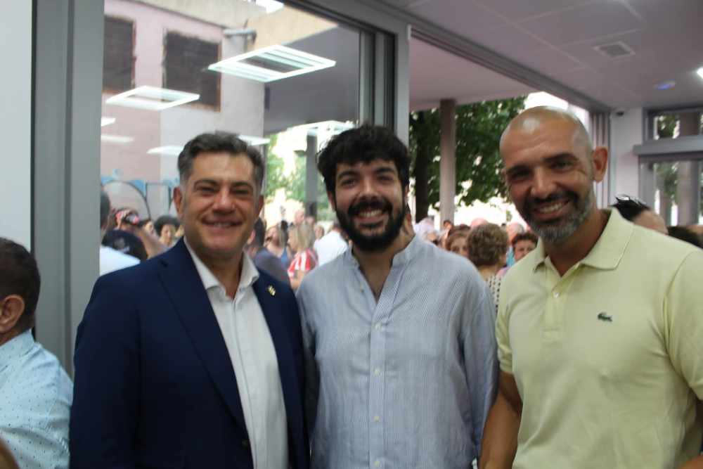 consejales pp en inauguracion heladeria Eloy(1)