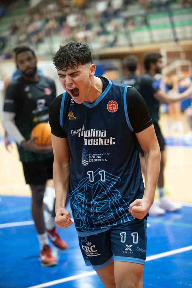 Molina Basket_03_22-09-25