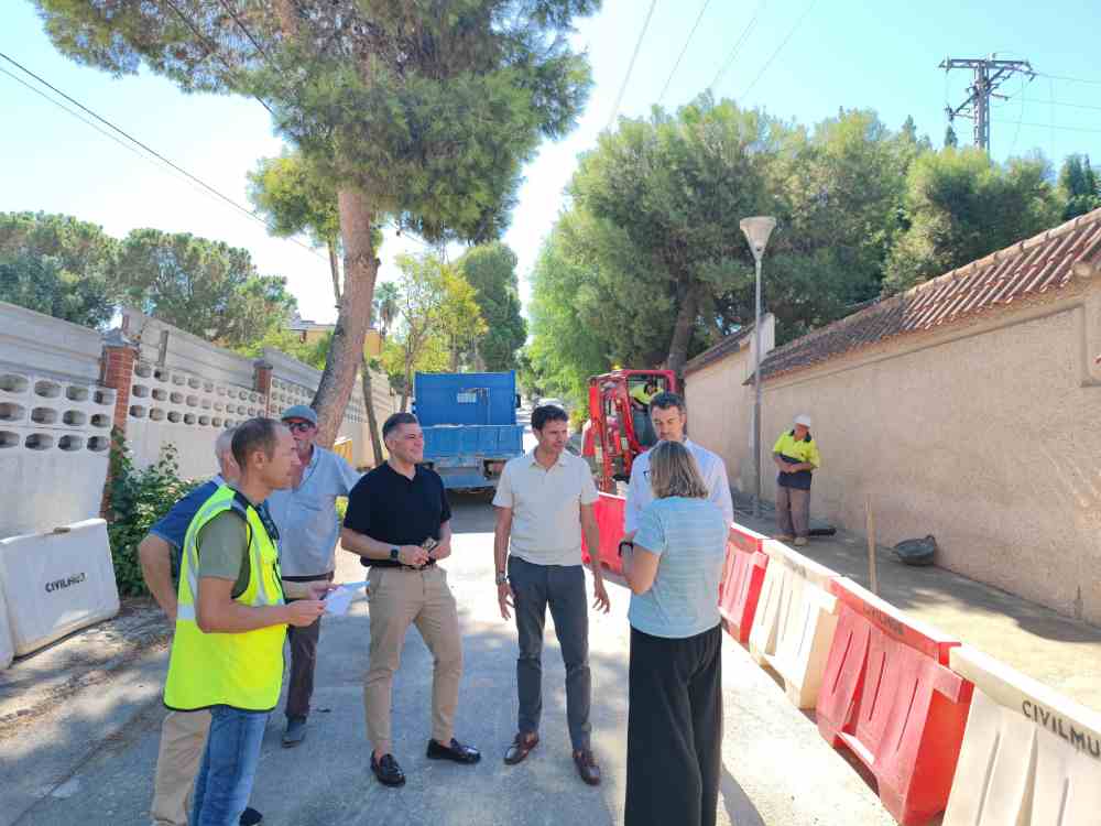 Vía Pública-Molina-Obras soterramiento líneas alta tensión en Los Vientos-Visita alcalde-Foto1(1)