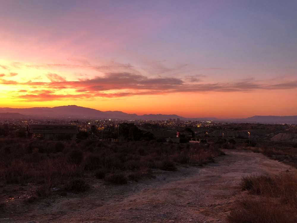 vista de Molina al atardecer periplaneta