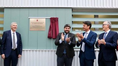 PP alcalde con autoridades en el Centro de Salud(1)