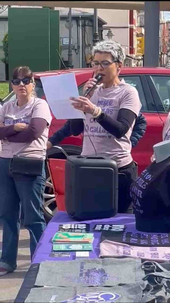 leyend ¡o manifiesto 8m 2026