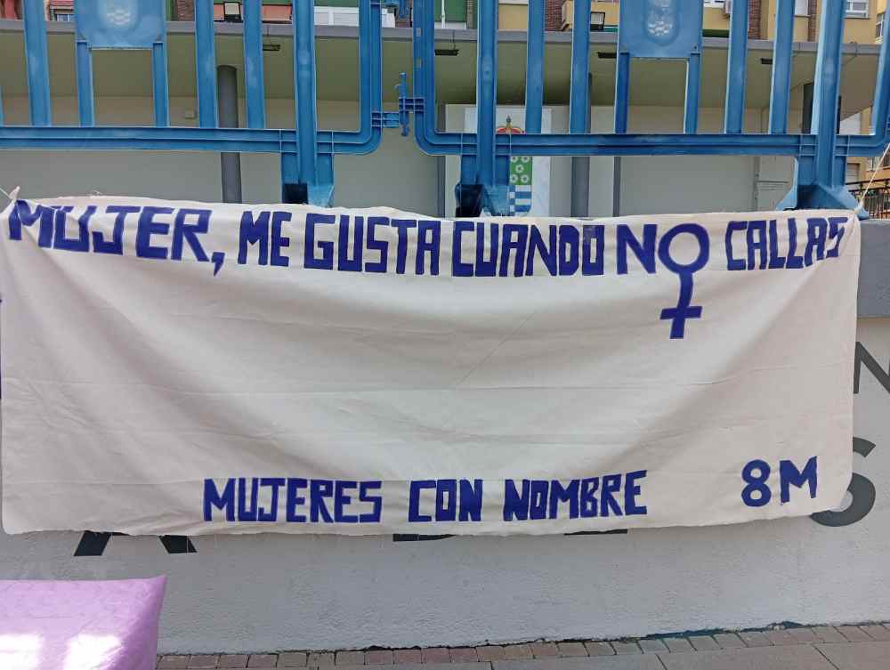 mural en blanco 8m 2026