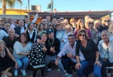 LOS DOS GRUPOS JUNTOS EN LA CALLE BAILE SAN MIGUEL