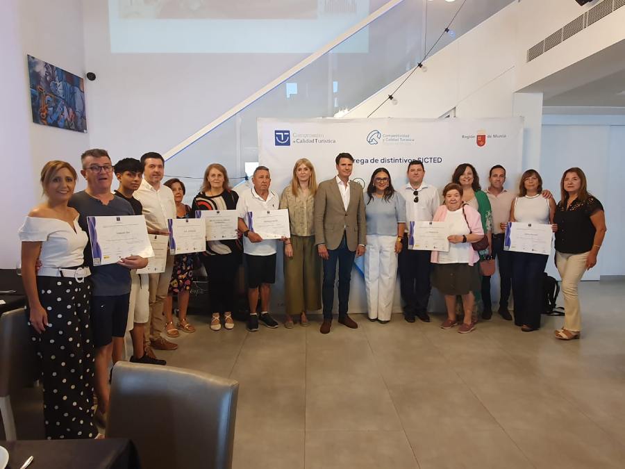 Turismo-Molina-Acto entrega distinciones de SICTED 2026-Foto1 (1)