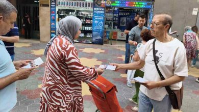 mesa informativa inmigración colectivos molina