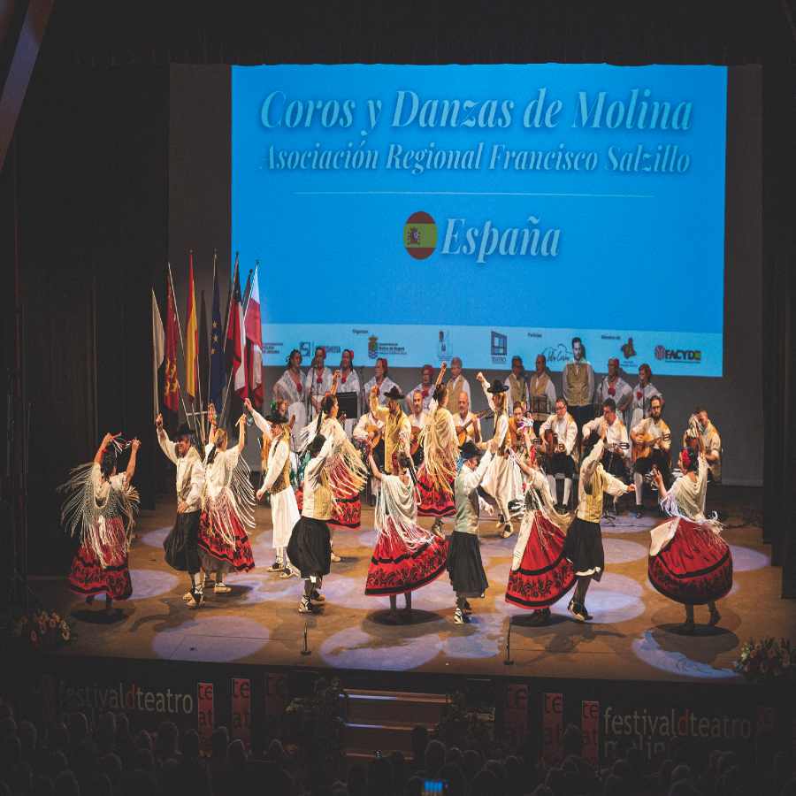 CYDMOLINA5 todos cartel detras nombre y ESPAÑA (1)