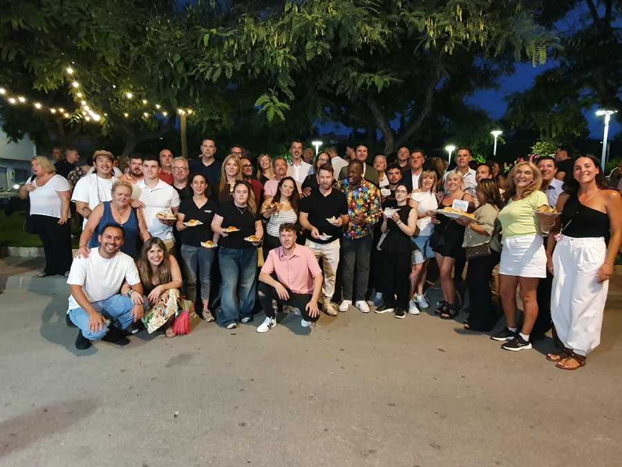 FOTO DE FAMILIA MOLINA DE TAPAS 2026 (1)