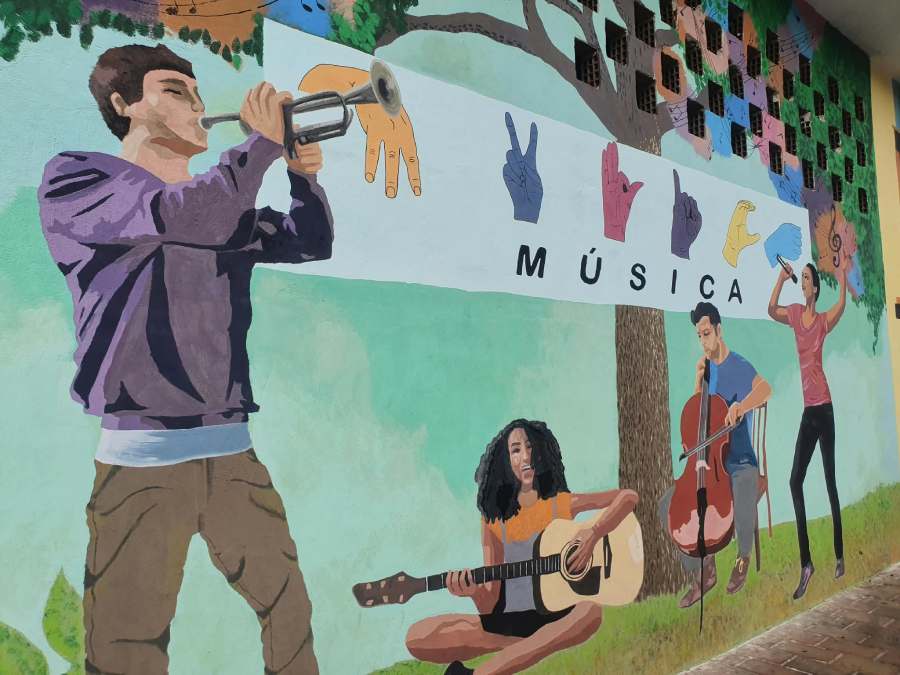 Mural Música Vidas coloridas